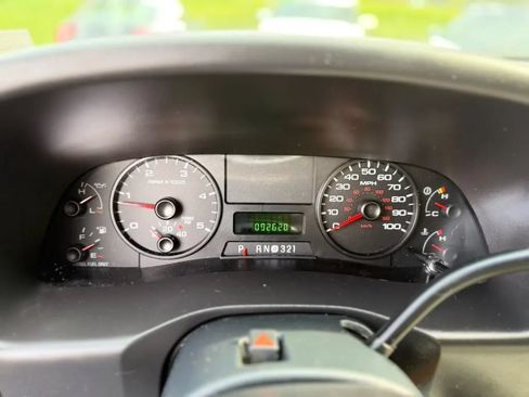 Used 2006 Ford F250 XLT AWD/4WD image 12