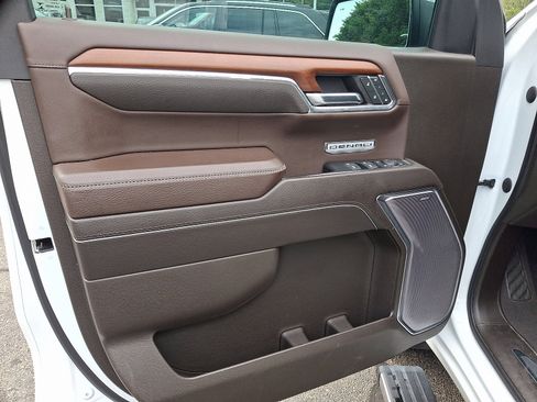 Used 2023 GMC Sierra 1500 Denali w/ Denali Reserve Package image 13