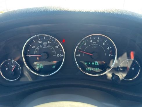 Used 2015 Jeep Wrangler Unlimited Sport image 19