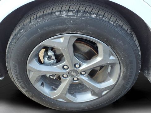 Used 2023 Ford Escape ST-Line w/ Tech Pack #1 AWD/4WD image 8