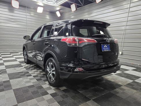 Used 2018 Toyota RAV4 LE w/ All Weather Liner Package AWD/4WD image 7