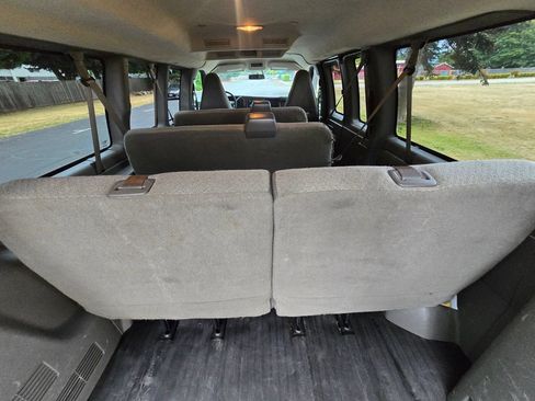 Used 2019 Chevrolet Express 2500 LS w/ Driver Convenience Package RWD image 23