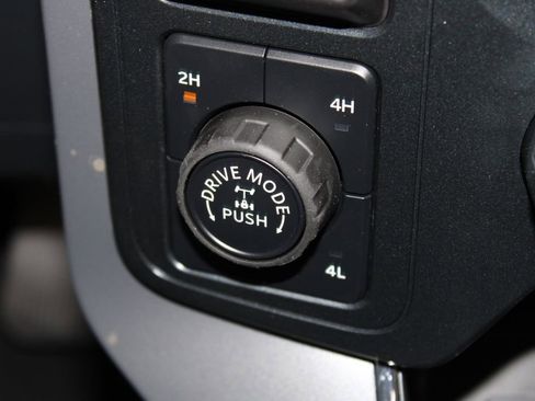 New 2026 Ford F150 XLT w/ Equipment Group 302A MID image 43