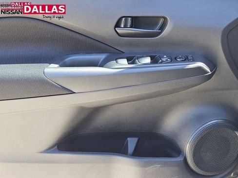 New 2025 Nissan Kicks Play S image 18