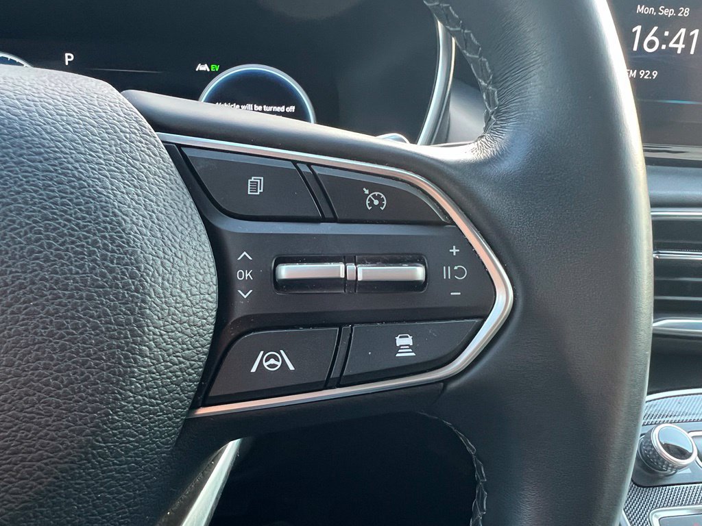 Used 2023 Hyundai Santa Fe SEL Premium AWD/4WD image 17