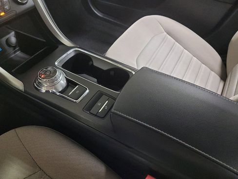 Used 2018 Ford Fusion S image 26