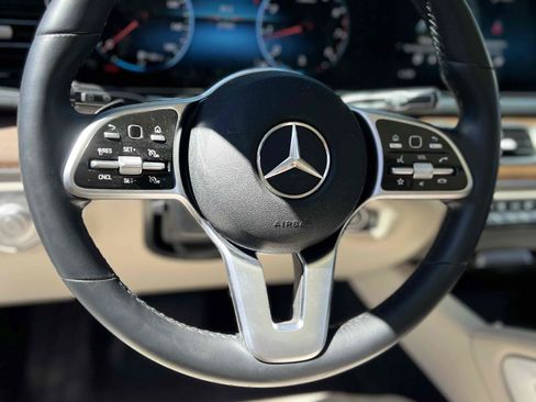 Used 2022 Mercedes-Benz GLE 350 4MATIC image 16