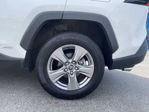 Certified 2024 Toyota RAV4 LE AWD/4WD image 10