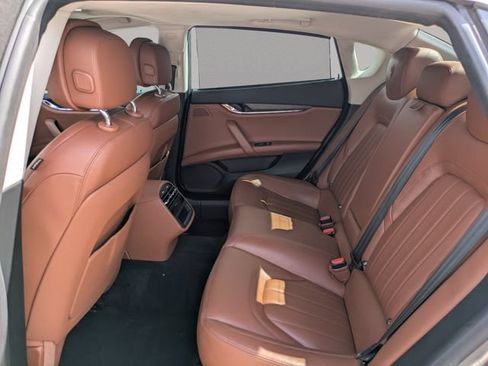 Used 2019 Maserati Quattroporte S RWD image 14