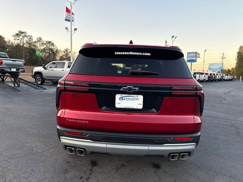 New 2026 Chevrolet Traverse LT w/ Driver Confidence Package image 4