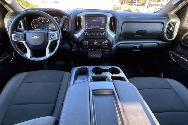 Used 2022 Chevrolet Silverado 1500 LT AWD/4WD image 14