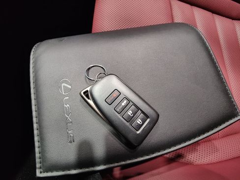 Used 2019 Lexus IS 300 F Sport w/ F Sport Package image 40