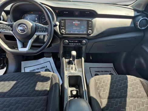 Used 2021 Nissan Kicks SV FWD image 29