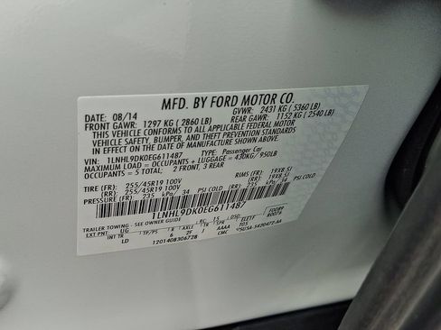 Used 2014 Lincoln MKS FWD image 26