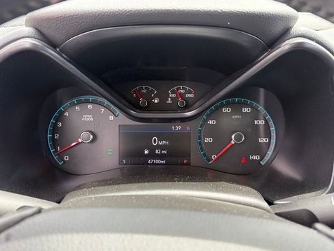 Used 2019 Chevrolet Colorado Z71 AWD/4WD image 12