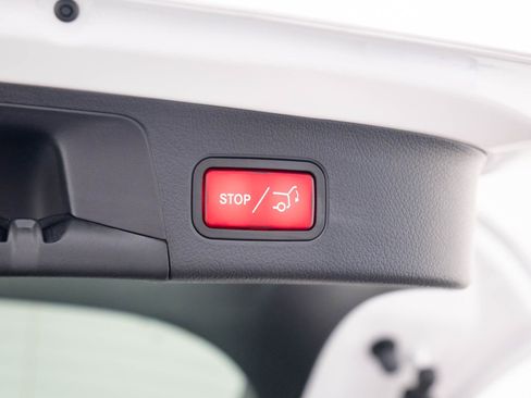 New 2026 Mercedes-Benz GLA 250 4MATIC image 38