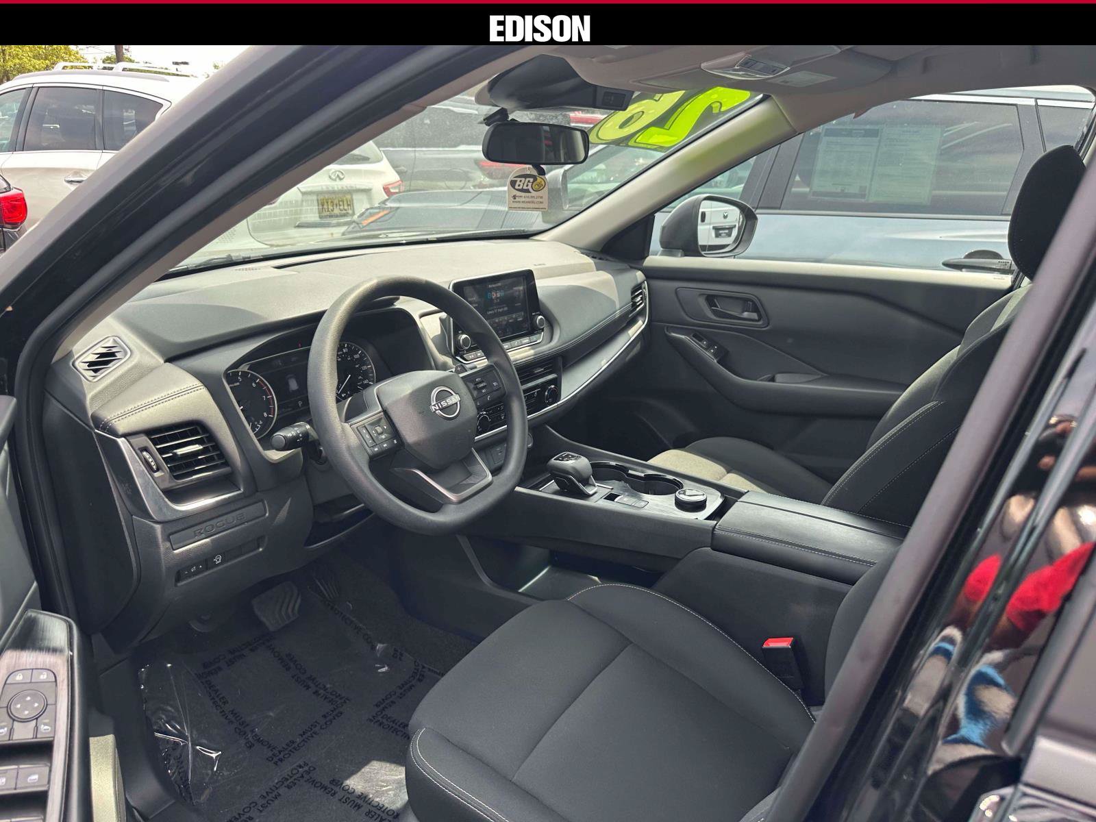Used 2026 Nissan Rogue S AWD/4WD image 13