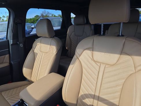 New 2026 Kia Sorento SX Prestige w/ Olive Brown Leather Package image 24