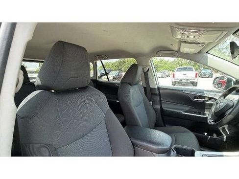 Certified 2025 Toyota RAV4 XLE AWD/4WD image 39