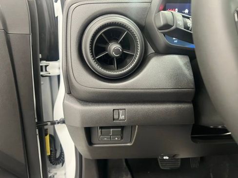 New 2026 Chevrolet Colorado Trail Boss AWD/4WD image 12