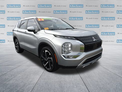 Used 2023 Mitsubishi Outlander SE AWD/4WD image 11