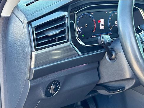 Used 2020 Volkswagen Jetta SEL FWD image 10