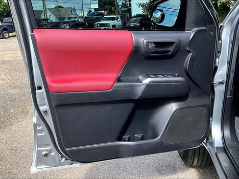 Used 2023 Toyota Tacoma SR5 RWD image 22
