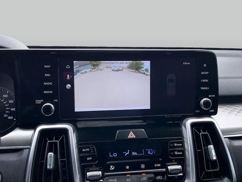 Used 2023 Kia Sorento EX FWD image 29