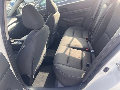 Used 2025 Nissan Altima 2.5 SV FWD image 13