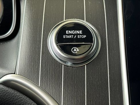 Certified 2023 Mercedes-Benz GLC 300 4MATIC image 33