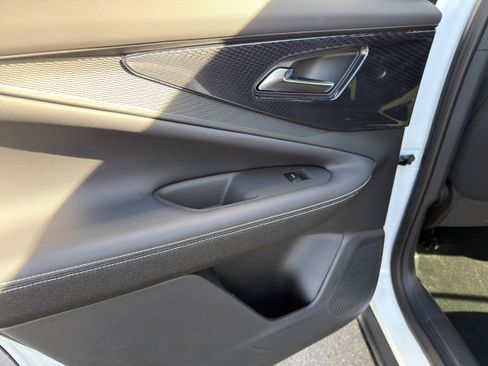New 2026 Chevrolet Blazer EV LT w/ LPO, Blackout Package FWD image 19
