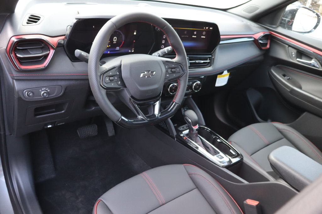 New 2026 Chevrolet TrailBlazer RS w/ Convenience Package FWD image 6