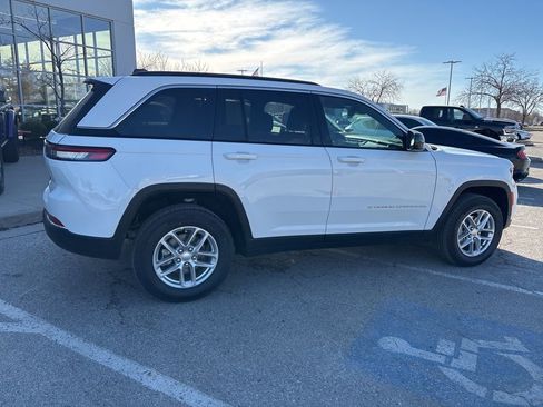 New 2026 Jeep Grand Cherokee Laredo X AWD/4WD image 33