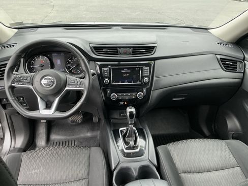 Used 2018 Nissan Rogue SV AWD/4WD image 11