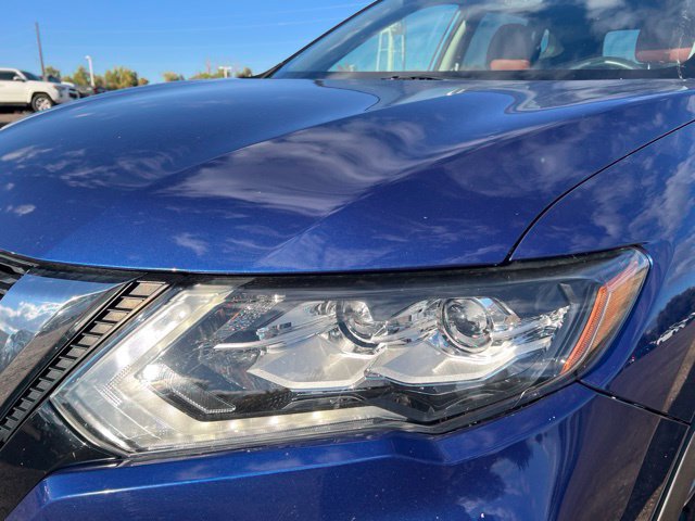 Used 2019 Nissan Rogue SL w/ Premium Package AWD/4WD image 8