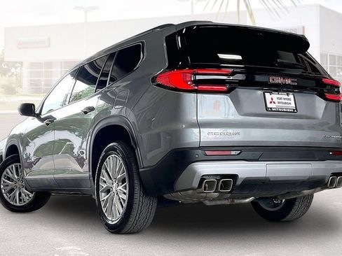 Used 2026 GMC Acadia Elevation w/ Elevation Premium Package FWD image 32