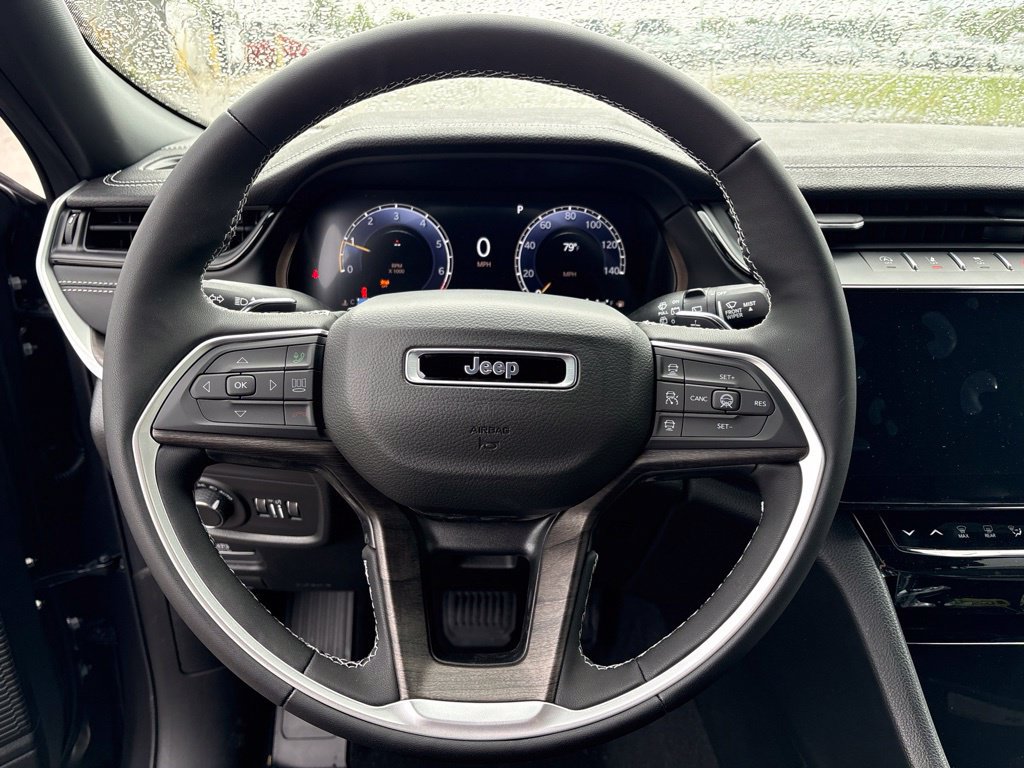 New 2026 Jeep Grand Cherokee Altitude AWD/4WD image 28