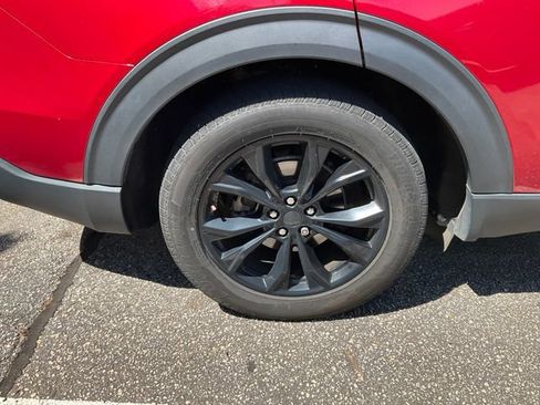 Used 2020 Ford Explorer XLT w/ Equipment Group 202A image 12