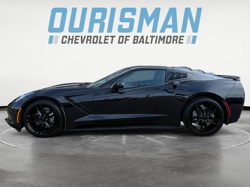 Used 2019 Chevrolet Corvette Stingray Coupe w/ Battery Protection Package RWD image 3