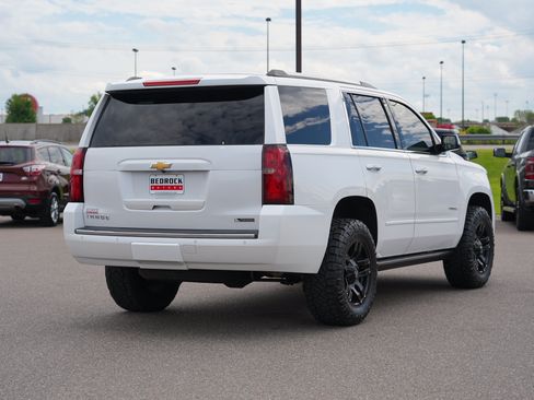 Used 2018 Chevrolet Tahoe Premier AWD/4WD image 3