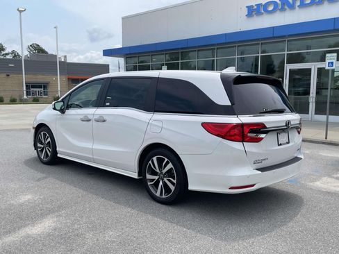 Used 2024 Honda Odyssey Touring image 4