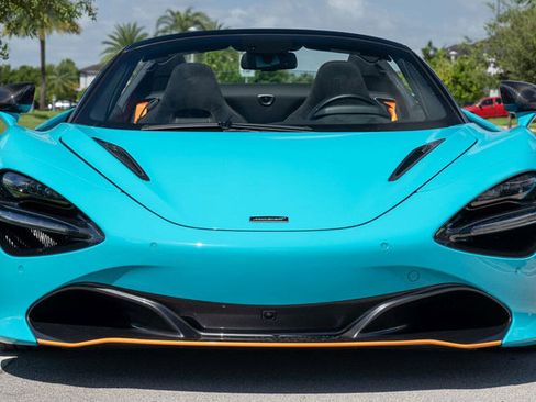 Used 2022 McLaren 720S Spider image 13
