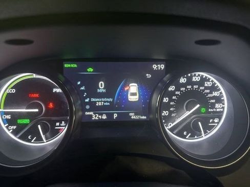 Used 2023 Toyota Camry XSE image 2