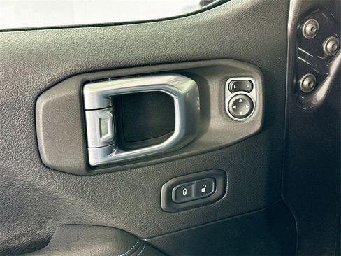 Used 2021 Jeep Wrangler Unlimited Rubicon 4xe w/ Steel Bumper Group image 18