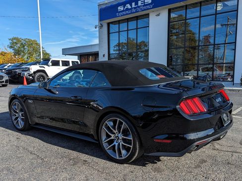 Used 2017 Ford Mustang GT Premium image 10