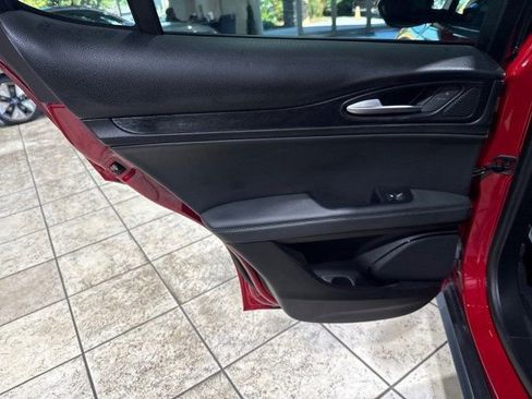 Used 2024 Alfa Romeo Stelvio Sprint image 24
