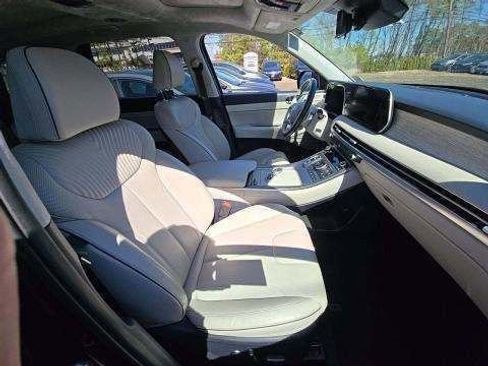 Used 2023 Hyundai Palisade Calligraphy w/ Cargo Package image 13