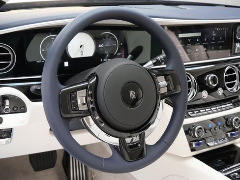 New 2025 Rolls-Royce Ghost image 17