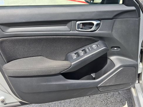 Used 2025 Honda Civic LX image 10