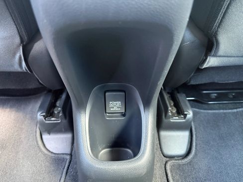 Used 2021 Honda HR-V LX image 34